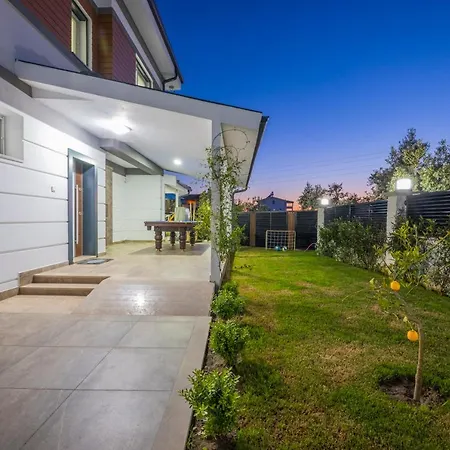 Villa Senay וילה *