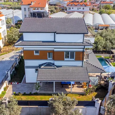 Villa Senay וילה